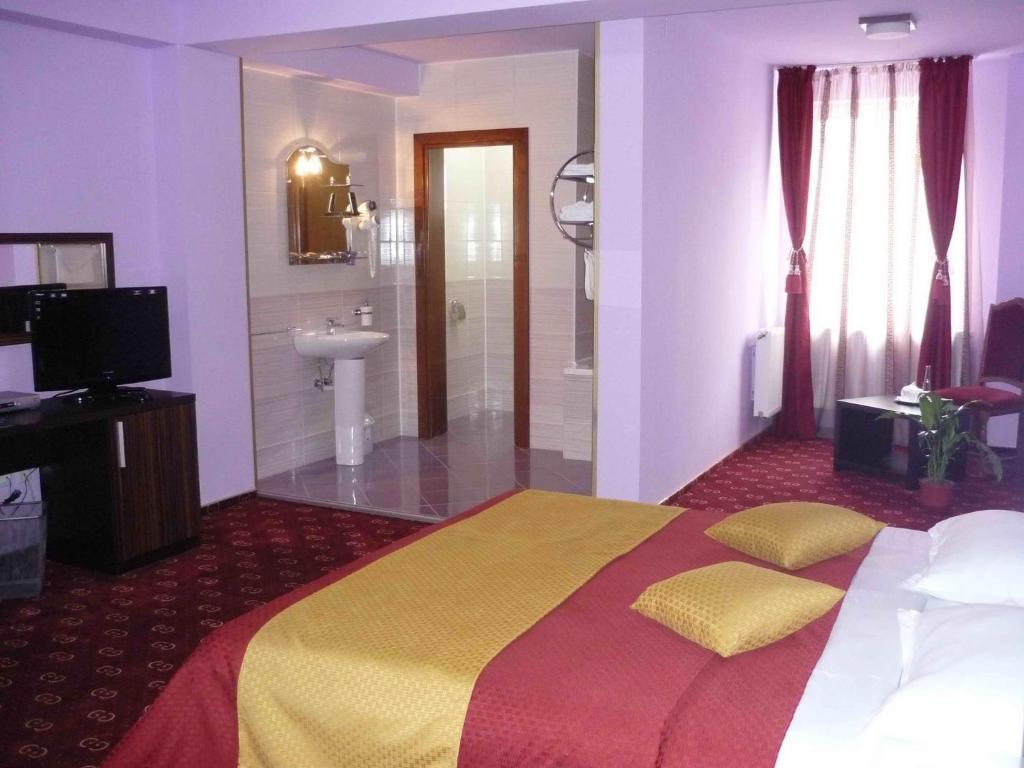 Hotel Gclub Breaza  Pokoj fotografie